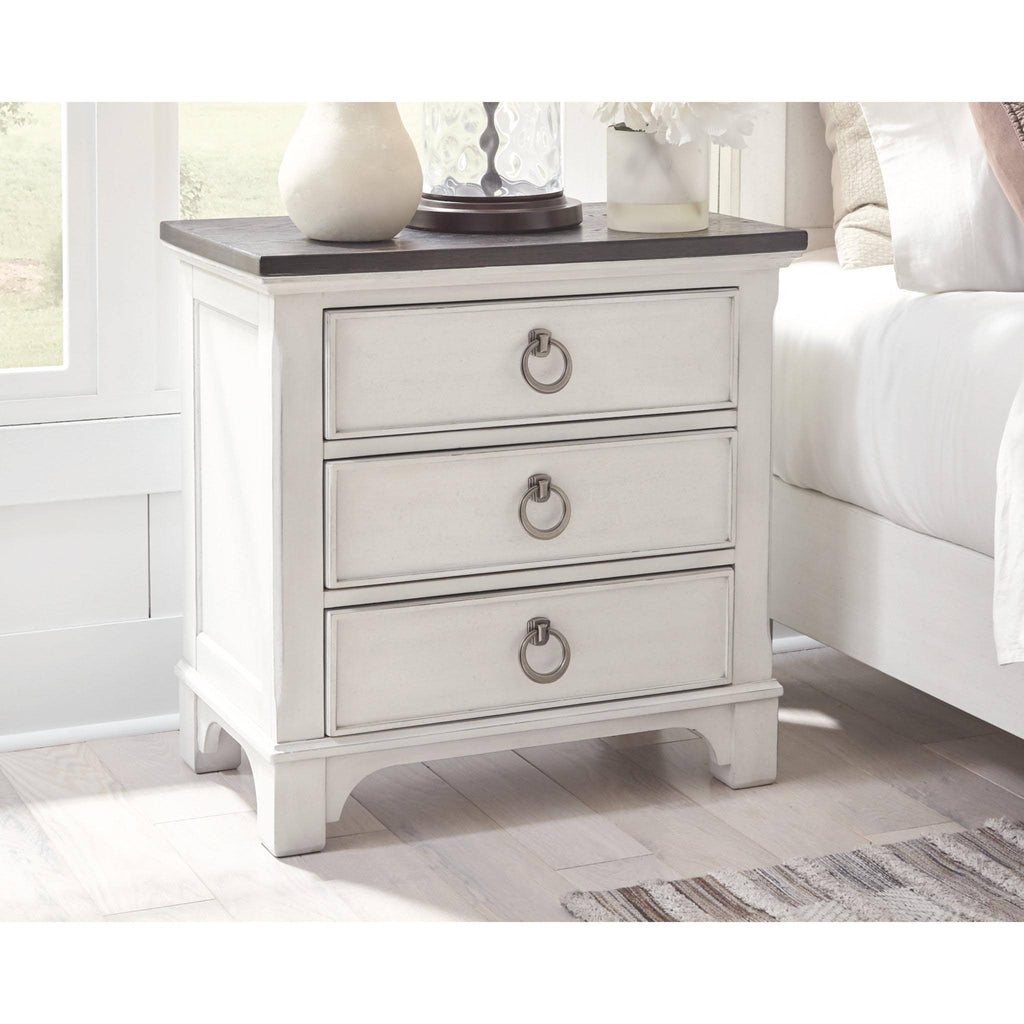 Three Drawer Night Stand U86042