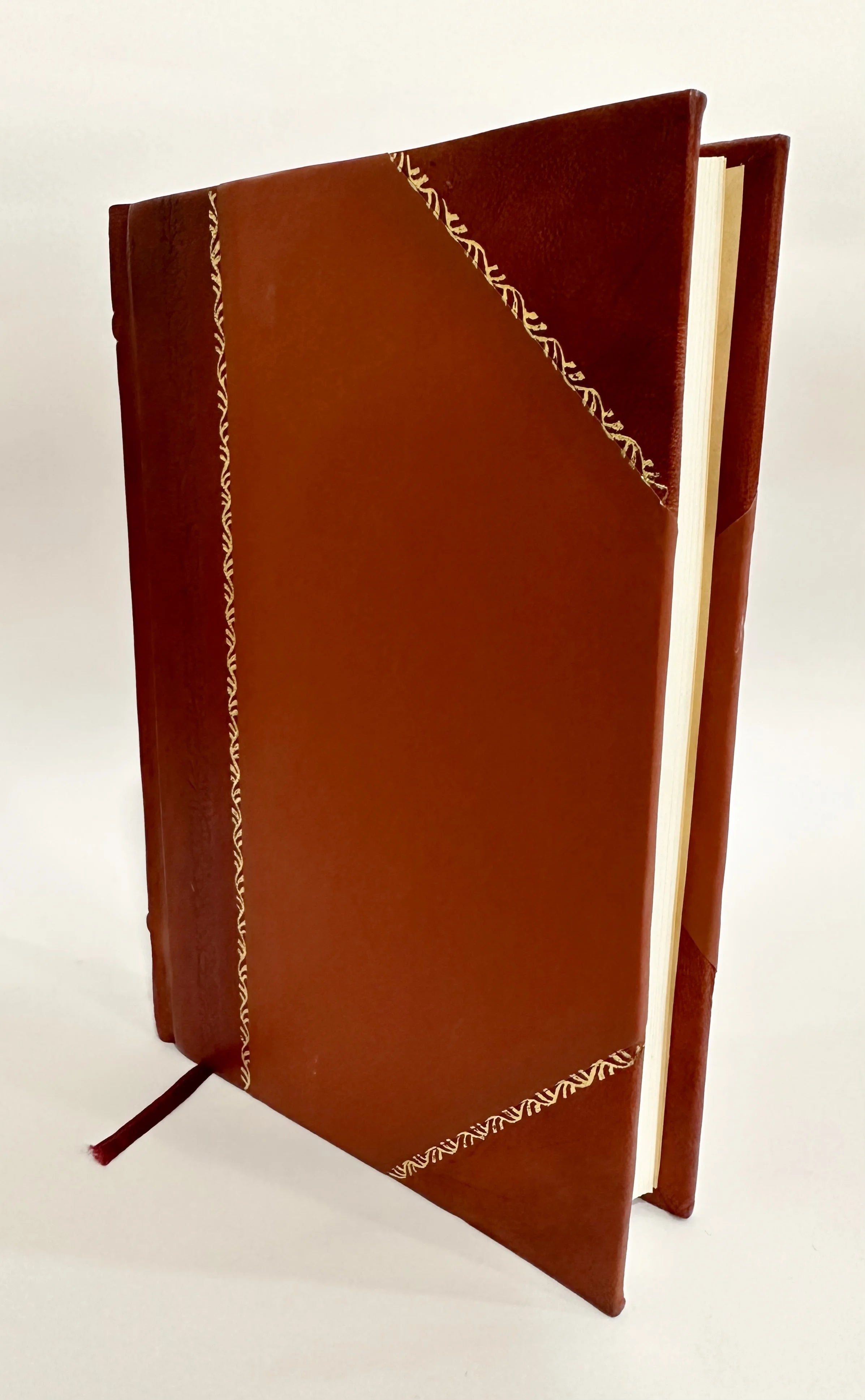 Leather Bound Tao and Wu Wei G7710