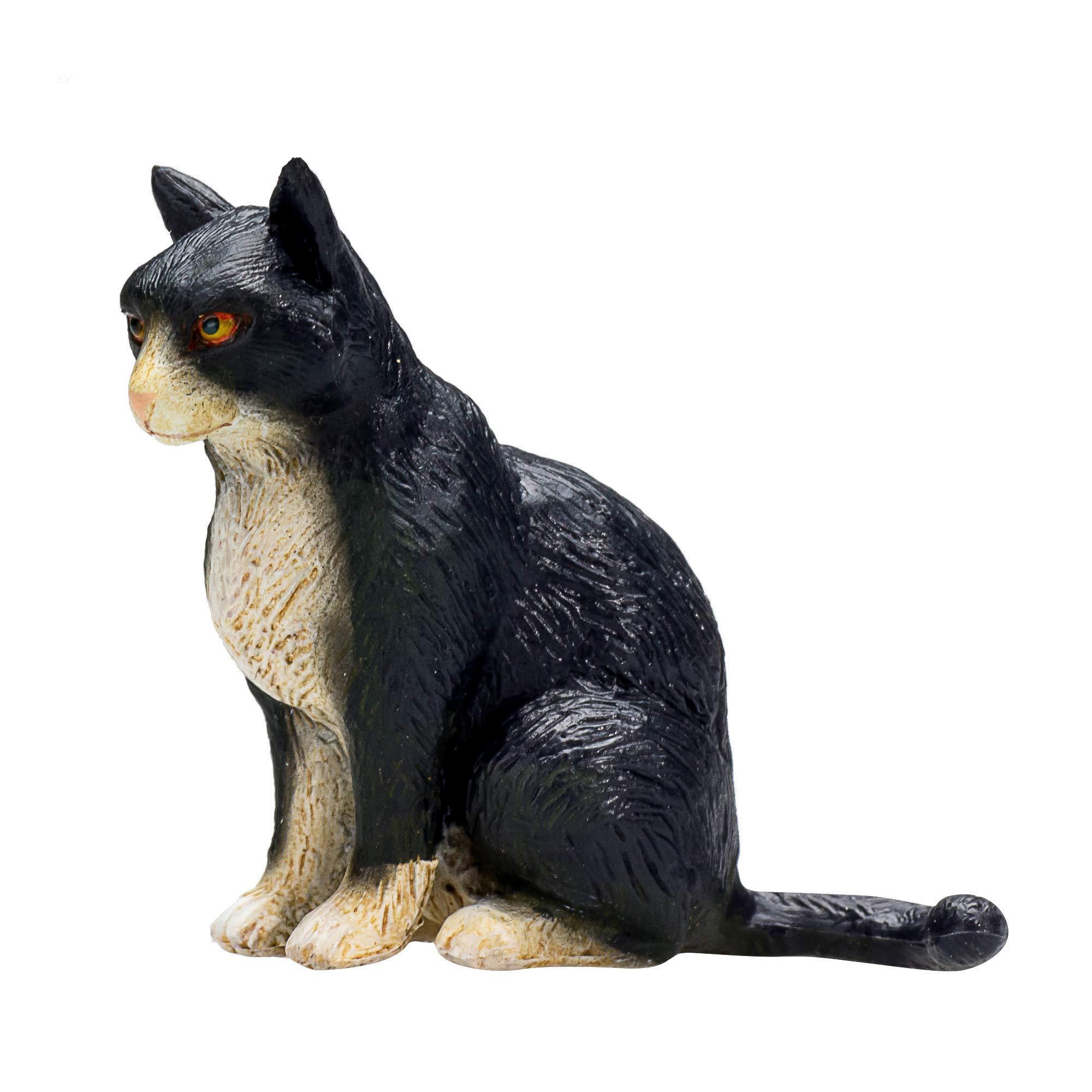 Black And White Cat Sitting Figure P758