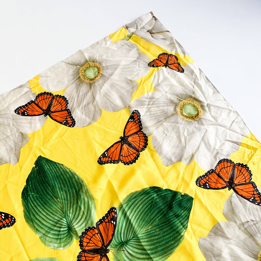 Butterfly and Leaf Scarf K912