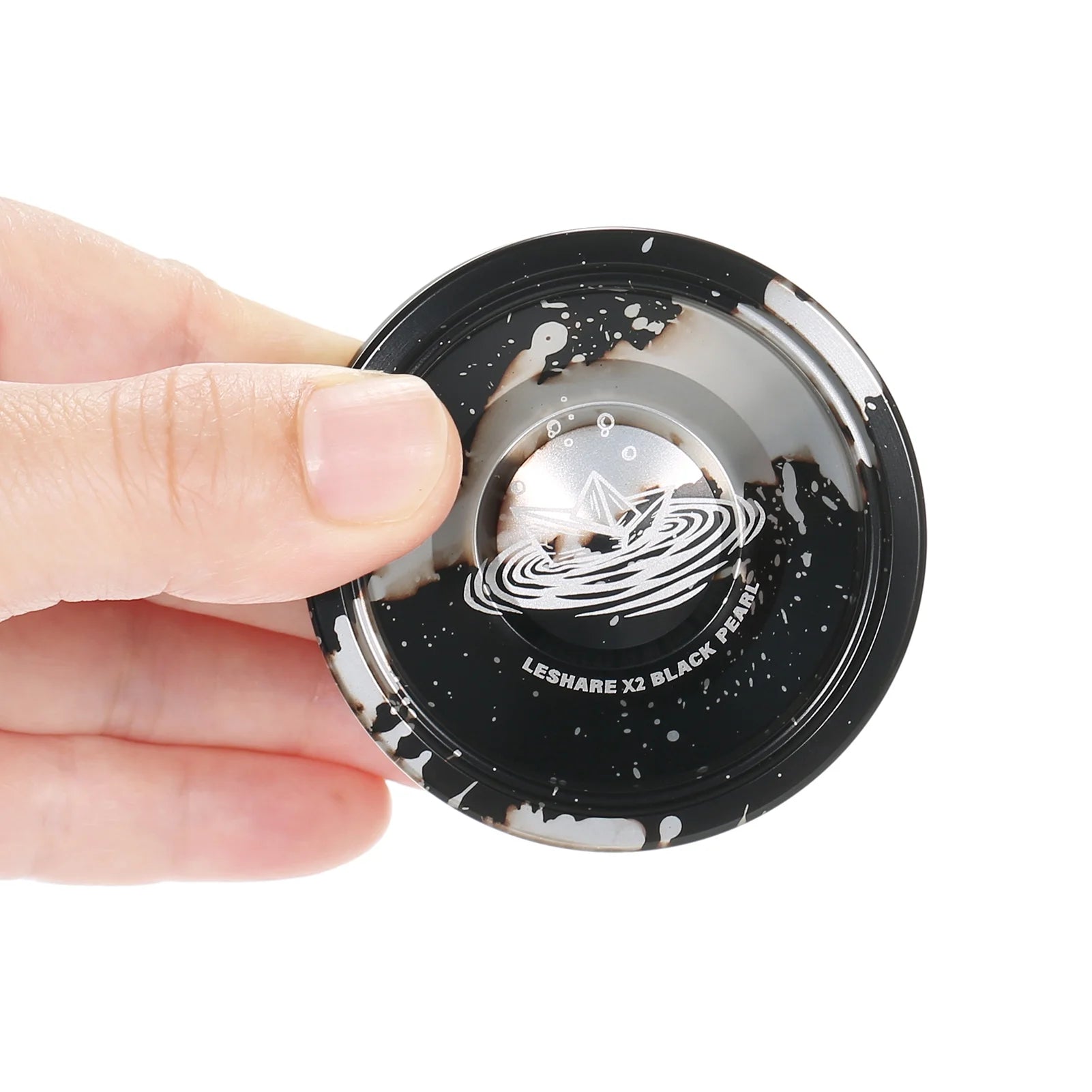 Aluminum Yo Yo with Bearing Strings and Glove Z341762