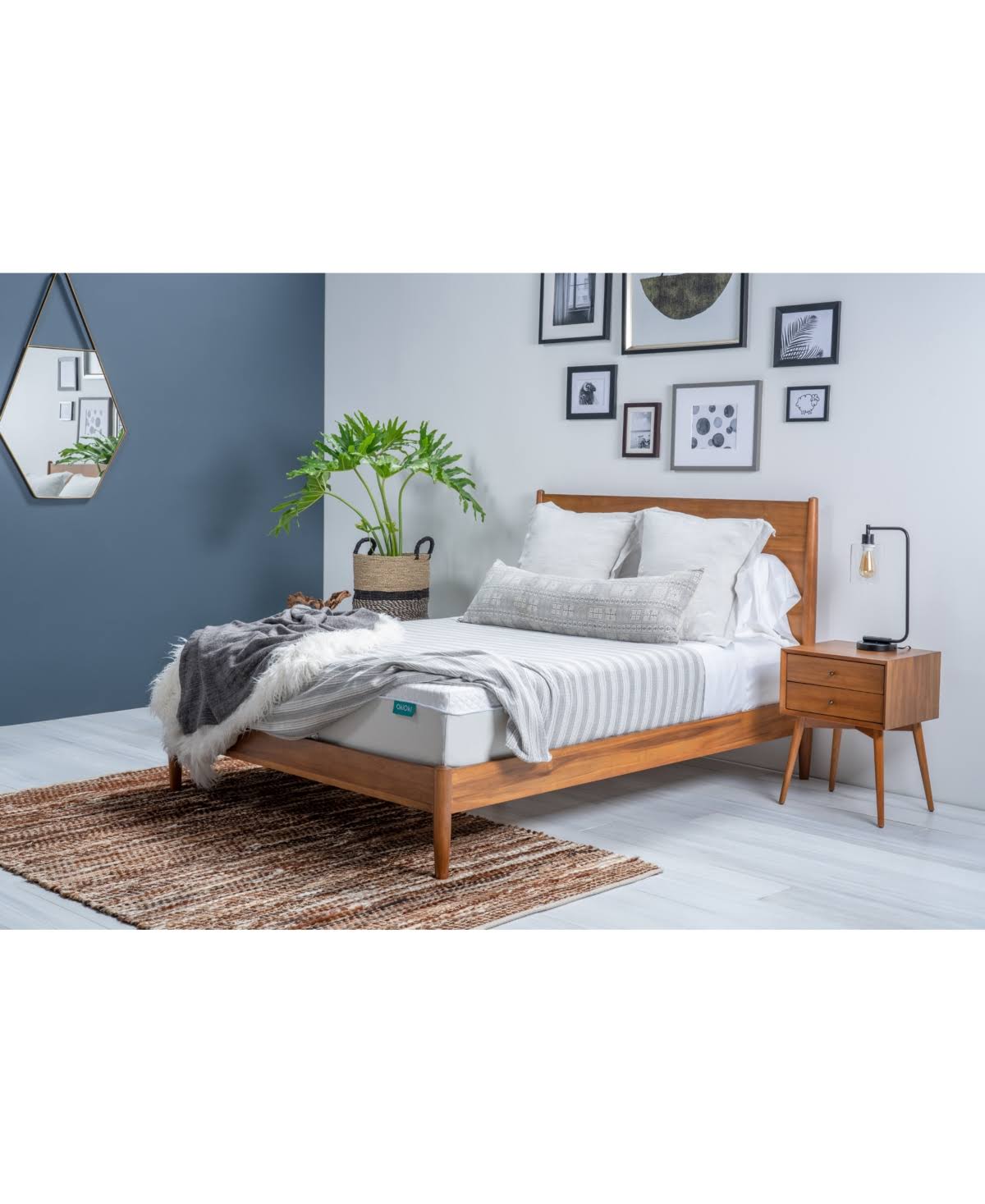 11 inch Hybrid Pocket-coil and Foam Mattress - Medium Soft - Cal King I81876