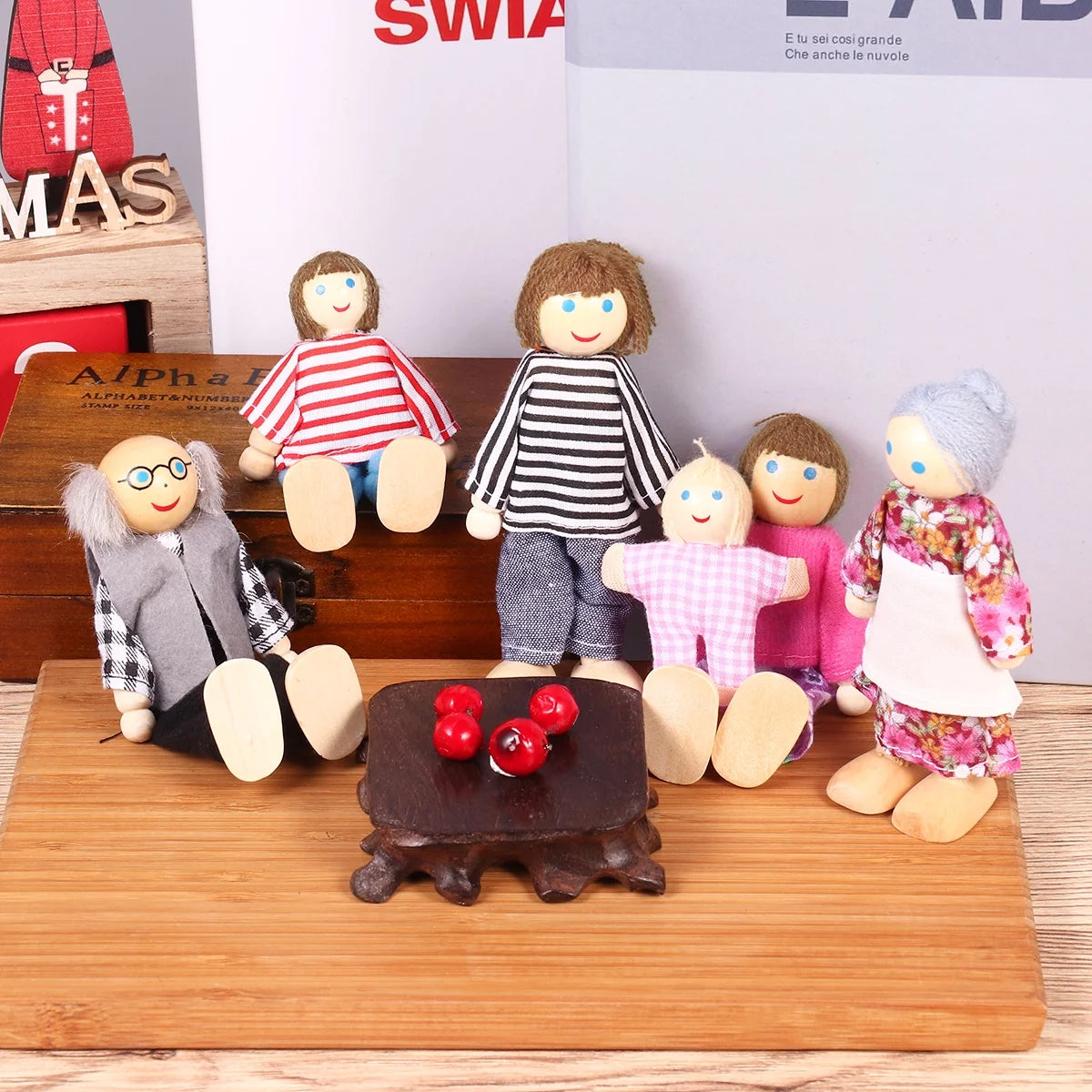 7pcs Wooden Dolls Pretend Play Set B389