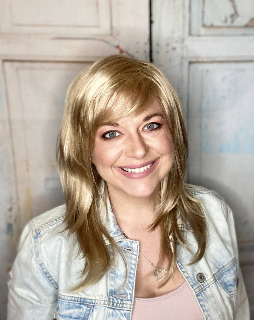 24BT18 Eclair Synthetic Wig M3238
