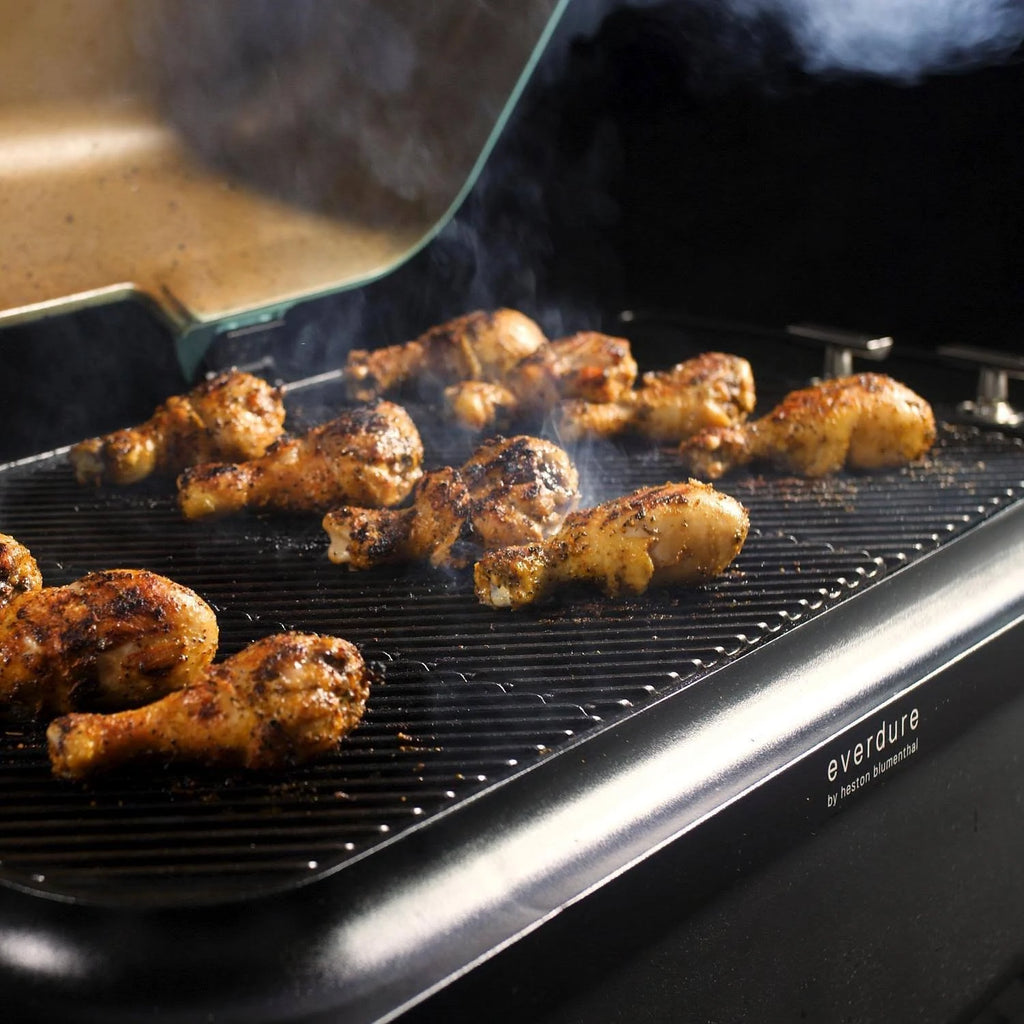 Graphite 3-Burner Propane Gas Grill with Stand Y20451