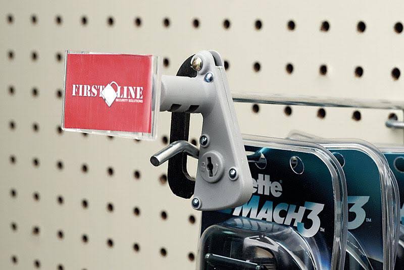 Universal Peg Hook Lock U229