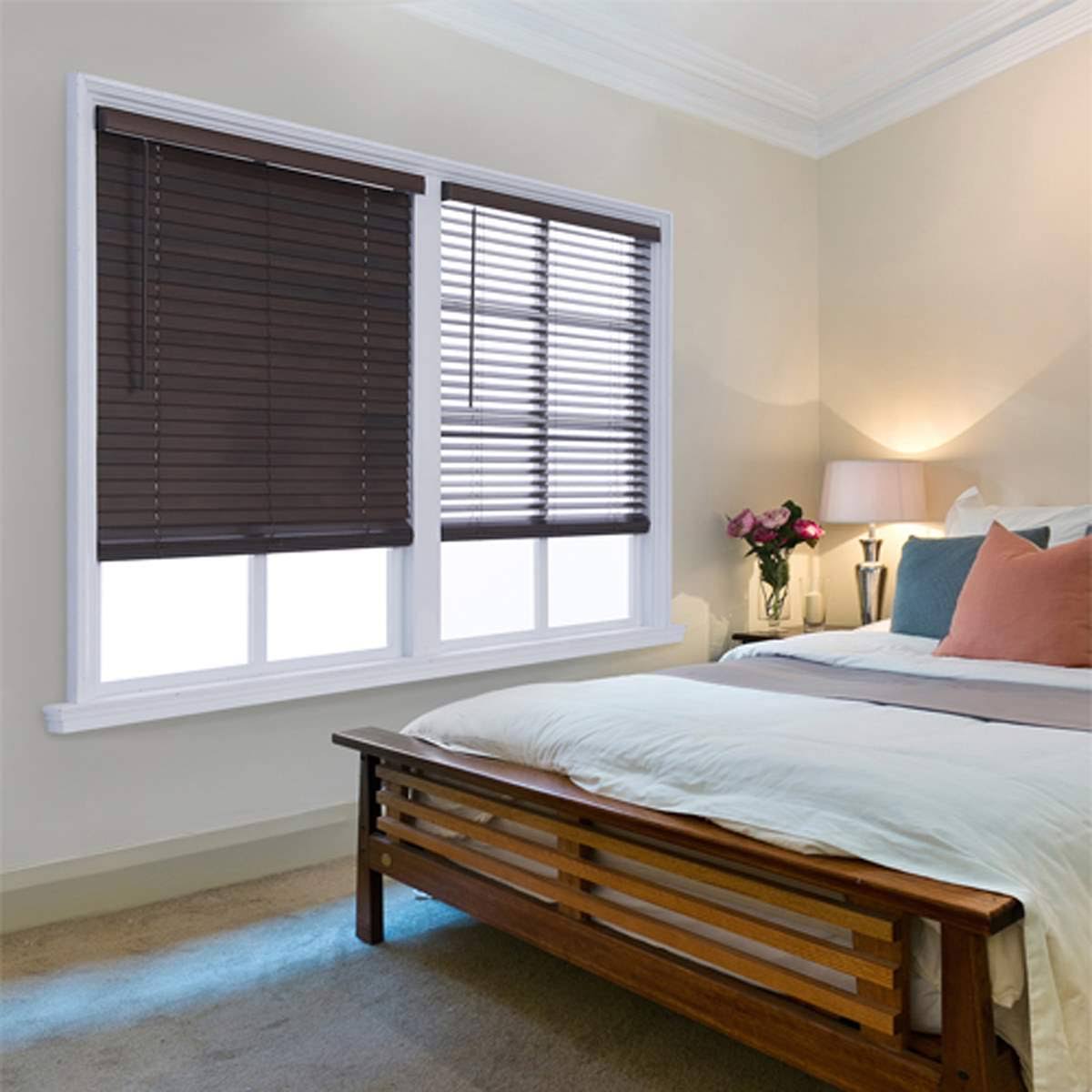 Cordless Distressed Faux Wood Blinds I47702