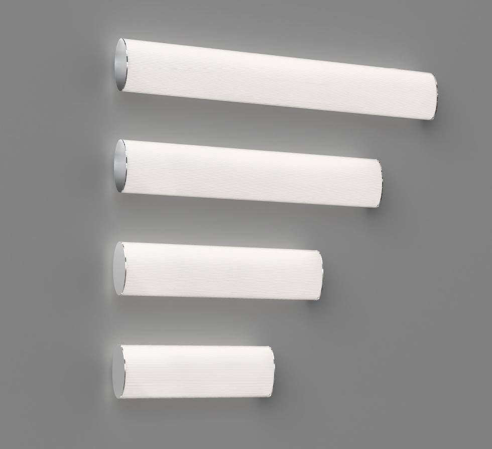 Satin Chrome LED Bath Bar 24in D684