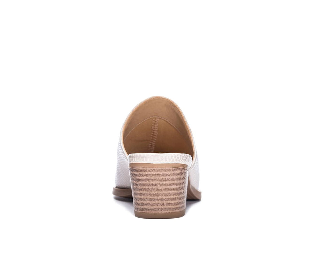Cream Lizard Embossed Mule W276344